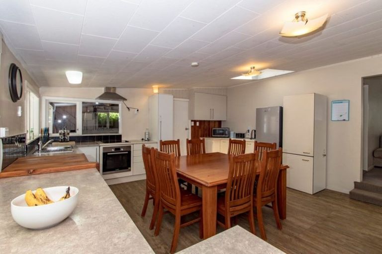 Photo of property in 2 Guys Hill Road, Hospital Hill, Napier, 4110