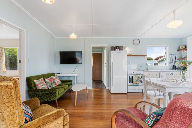 Photo of property in 132 Achilles Avenue, Whangamata, 3620