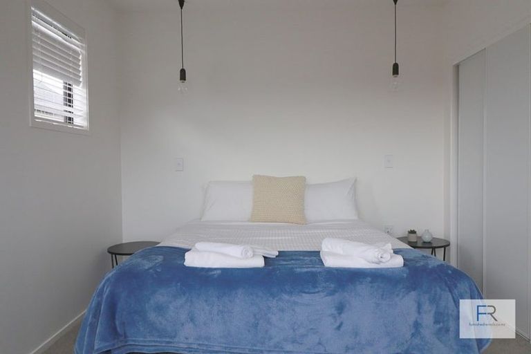 Photo of property in 4 Tapuwae Way, Mangere Bridge, Auckland, 2022