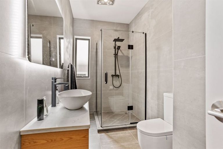 Photo of property in 297d Swanson Road, Ranui, Auckland, 0612