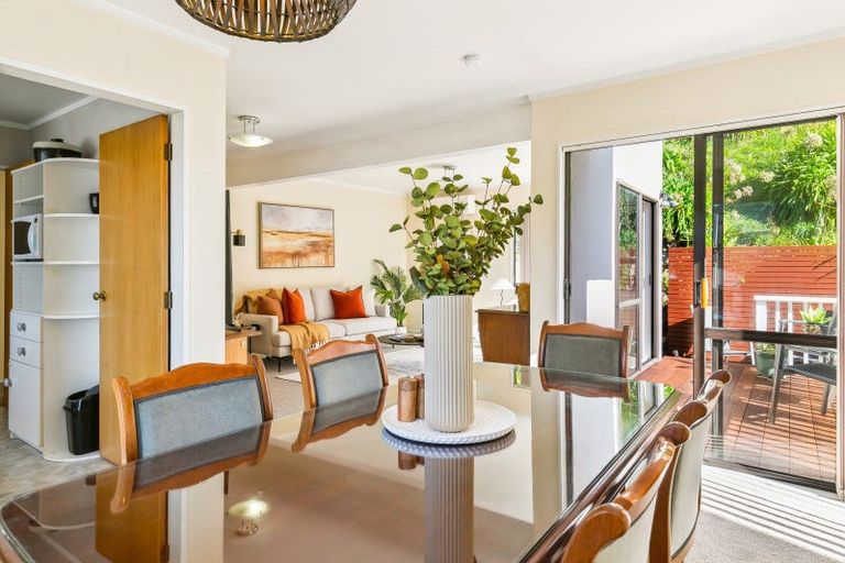 Photo of property in 107 Main Road, Tawa, Wellington, 5028