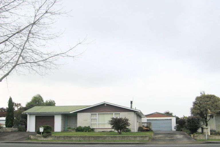 Photo of property in 122 Flaxmere Avenue, Flaxmere, Hastings, 4120