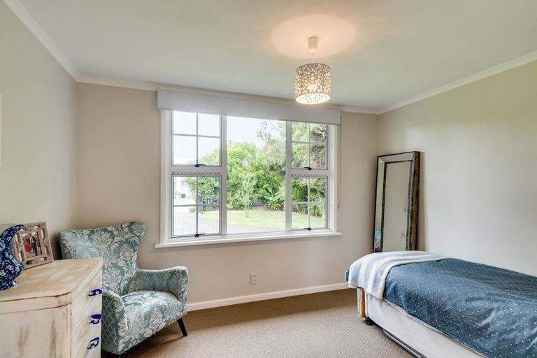 Photo of property in 25 Waterhouse Street, Taradale, Napier, 4112