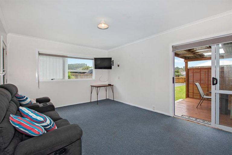 Photo of property in 5 Omutu Street, Oakura, Hikurangi, 0184