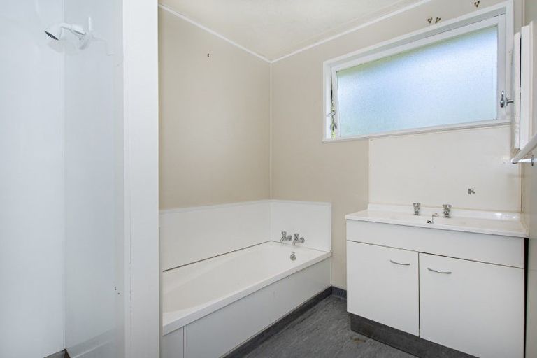 Photo of property in 17 Hodgson Street, Onerahi, Whangarei, 0110