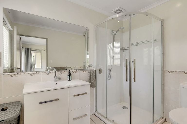 Photo of property in 71 Te Puia Drive, Aotea, Porirua, 5024