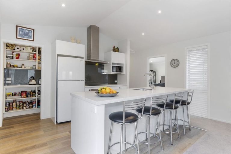 Photo of property in 10 Tuaia Street, Pyes Pa, Tauranga, 3112