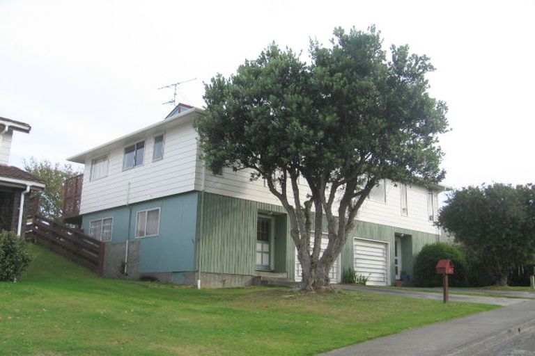 Photo of property in 28 Penryn Drive, Camborne, Porirua, 5026