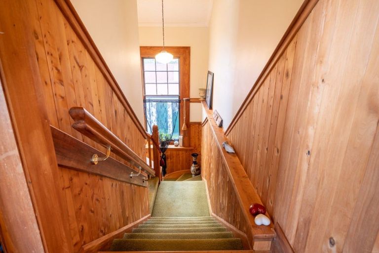 Photo of property in 247 Ravensbourne Road, Ravensbourne, Dunedin, 9022