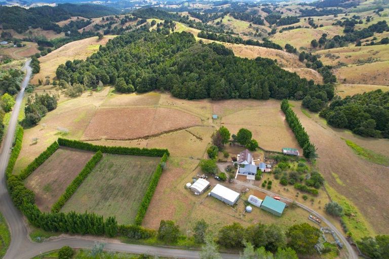 Photo of property in 710 Sommerville Road, Tangowahine, Dargaville, 0372