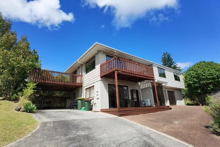 Photo of property in 23 Squirrel Lane, Browns Bay, Auckland, 0630