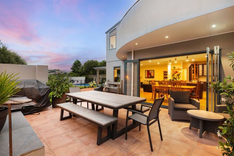 Photo of property in 18 Petrel Lane, Whitby, Porirua, 5024