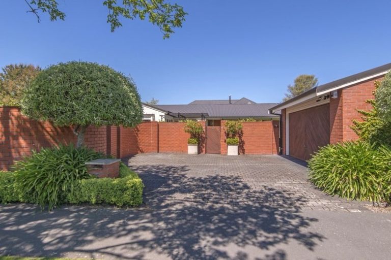 Photo of property in 15 Wadeley Road, Ilam, Christchurch, 8041