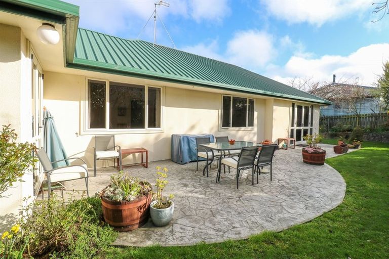 Photo of property in 35 Stirling Place, Marchwiel, Timaru, 7910