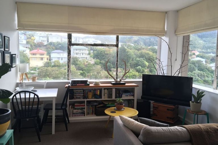 Photo of property in Terrace Tower Apartments, 11f/126 The Terrace, Wellington Central, Wellington, 6011