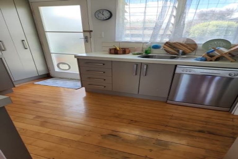 Photo of property in 1/196 Kitchener Road, Pukekohe, 2120