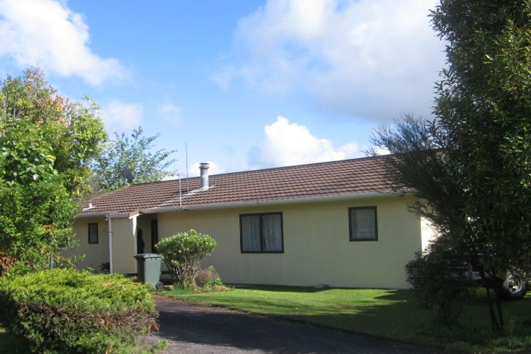 Photo of property in 7 Pharoah Place, Pomare, Rotorua, 3015