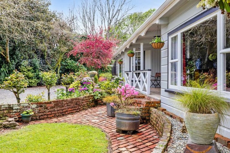 Photo of property in 279 Manutahi Road, Lepperton, New Plymouth, 4372