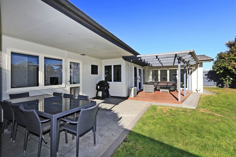 Photo of property in 78 Avondale Road, Taradale, Napier, 4112
