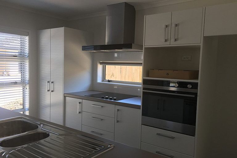 Photo of property in 47 Puhirake Crescent, Pyes Pa, Tauranga, 3112