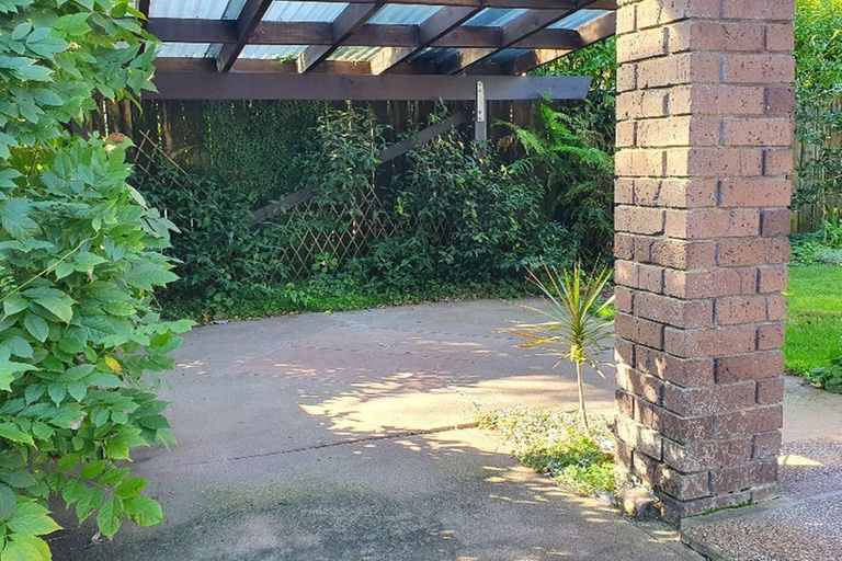 Photo of property in 8a Tamihana Avenue, Fairfield, Hamilton, 3214