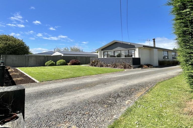 Photo of property in 66 Aloway Street, Wallacetown, 9816