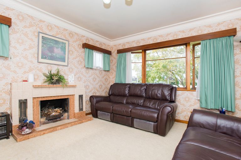 Photo of property in 215 Lytton Road, Elgin, Gisborne, 4010