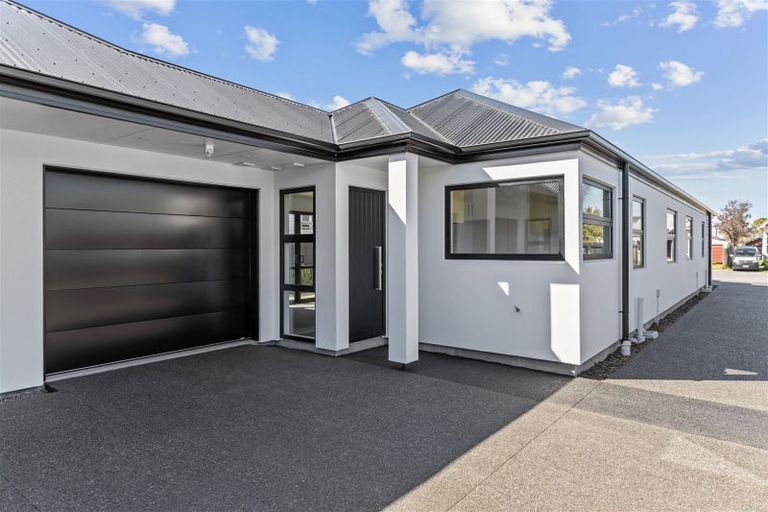 Photo of property in 117b Tancred Street, Linwood, Christchurch, 8062