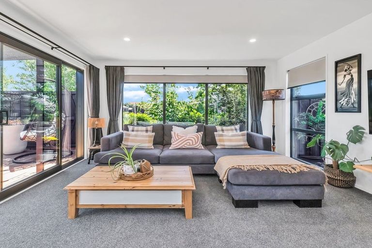 Photo of property in 17 Burrow Street, Rolleston, 7614