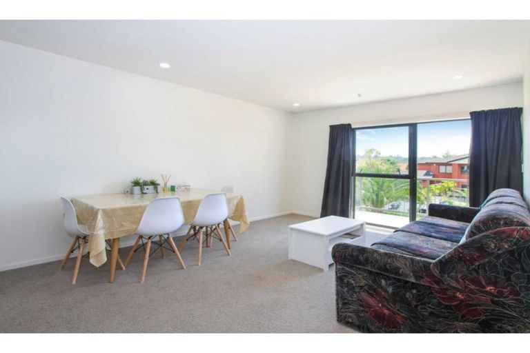 Photo of property in Norfolk Pines, 16/437b Albany Highway, Albany, Auckland, 0632