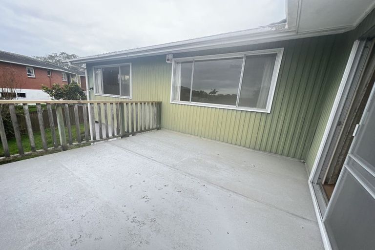 Photo of property in 20 Sunnyhill Crescent, Sunnyhills, Auckland, 2010