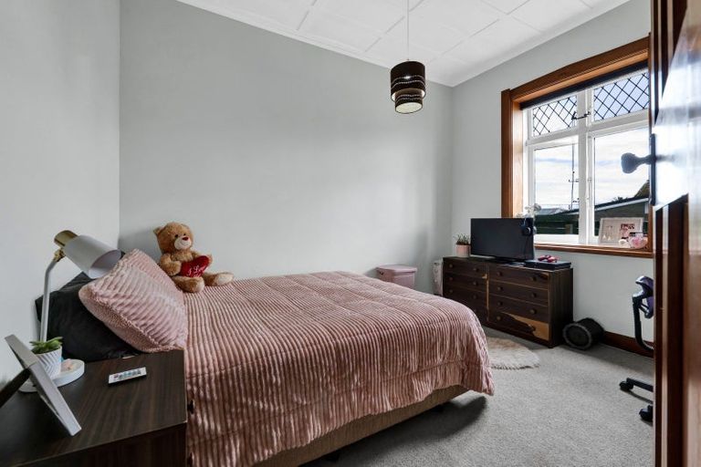 Photo of property in 17 Clifford Street, Hawera, 4610