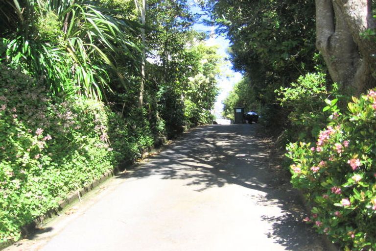 Photo of property in 15a Everest Street, Khandallah, Wellington, 6035