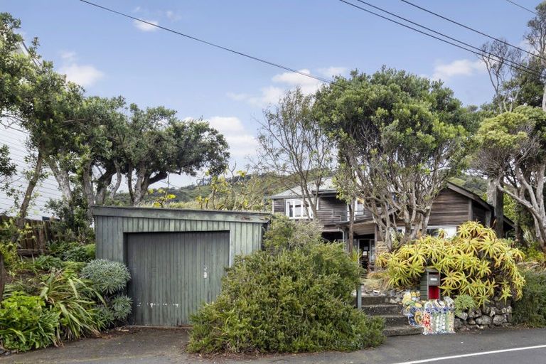 Photo of property in 157 Marine Parade, Eastbourne, Lower Hutt, 5013