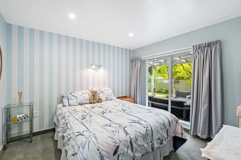 Photo of property in 2 Tainui Street, Raumati Beach, Paraparaumu, 5032