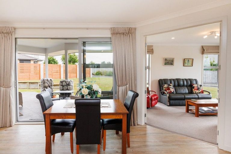 Photo of property in 8 Hanalin Drive, Marton, 4710