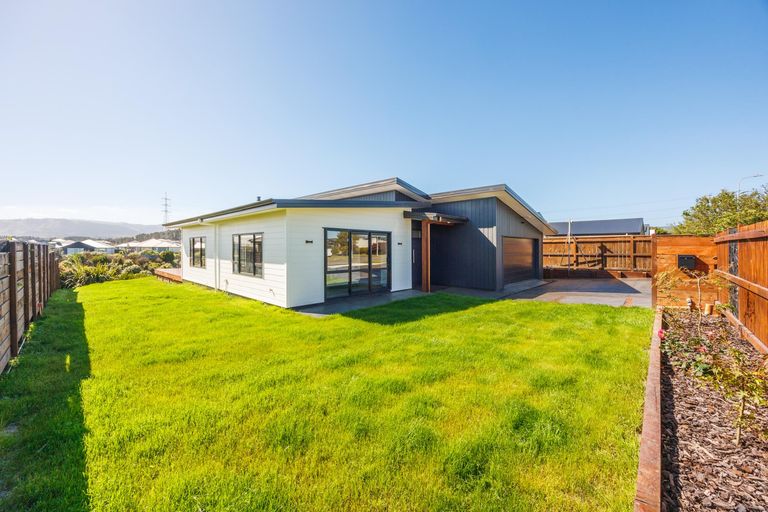 Photo of property in 26 Silicon Way, Fitzherbert, Palmerston North, 4410
