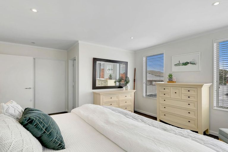 Photo of property in 13a Main Road, Titahi Bay, Porirua, 5022