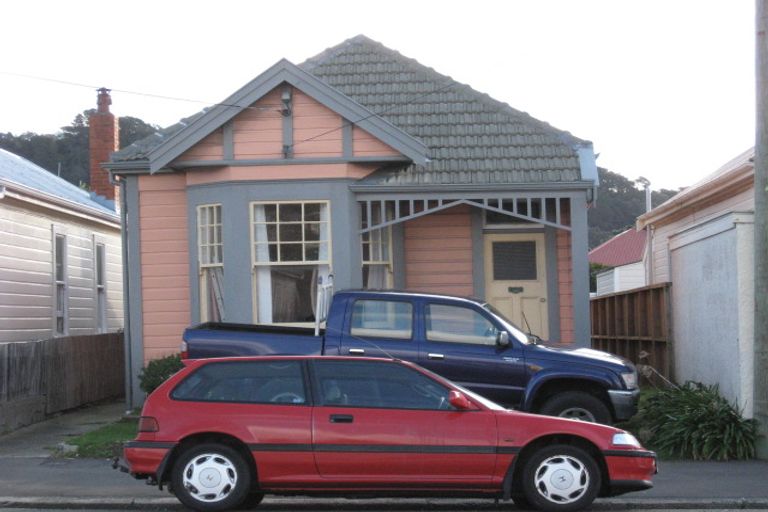 Photo of property in 18 Salek Street, Kilbirnie, Wellington, 6022