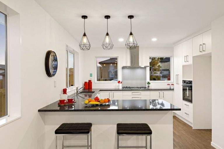 Photo of property in 4 Magnum Drive, Kumeu, 0810