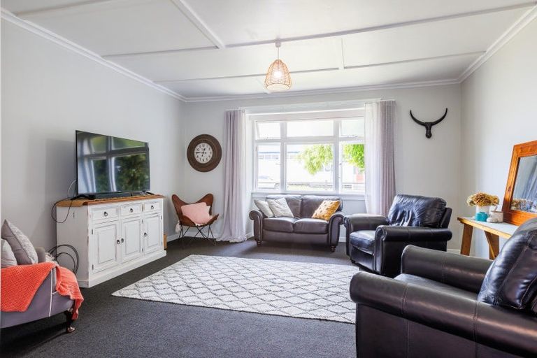 Photo of property in 36 Tyndall Street, Pahiatua, 4910