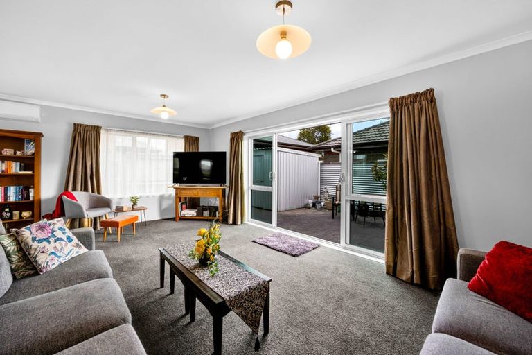 Photo of property in 8 Montague Grove, Stratford, 4332