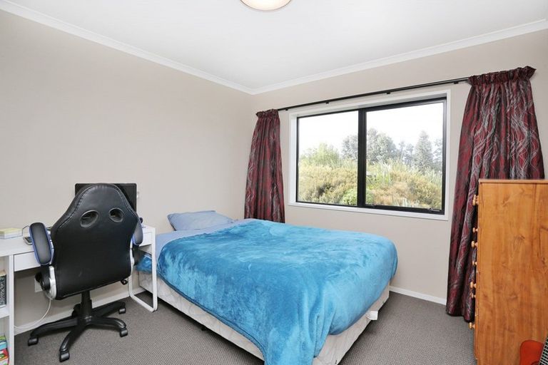 Photo of property in 111 Taiepa Road, Otatara, Invercargill, 9879