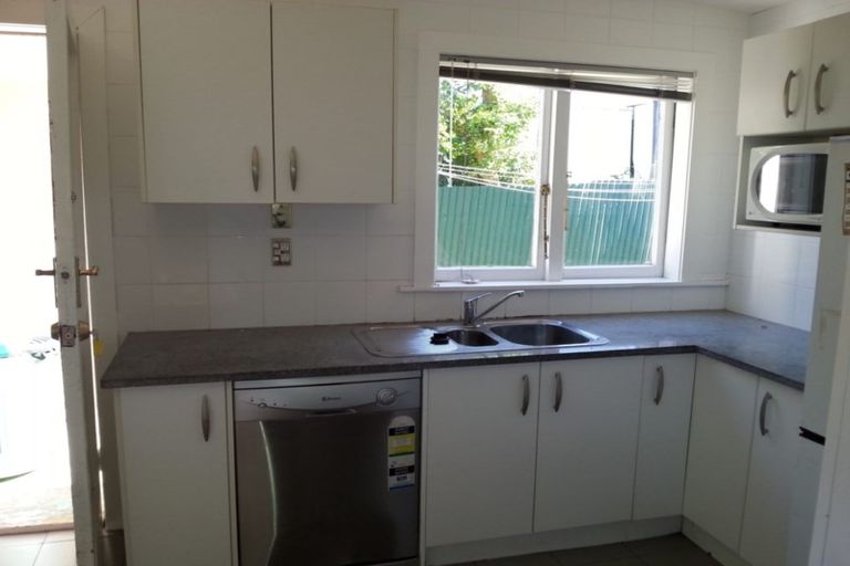 Photo of property in 1-3 Mudges Terrace, Newtown, Wellington, 6021