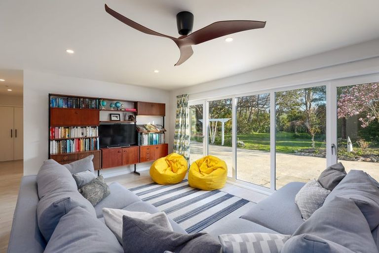 Photo of property in 147 Kina Beach Road, Tasman, Upper Moutere, 7173