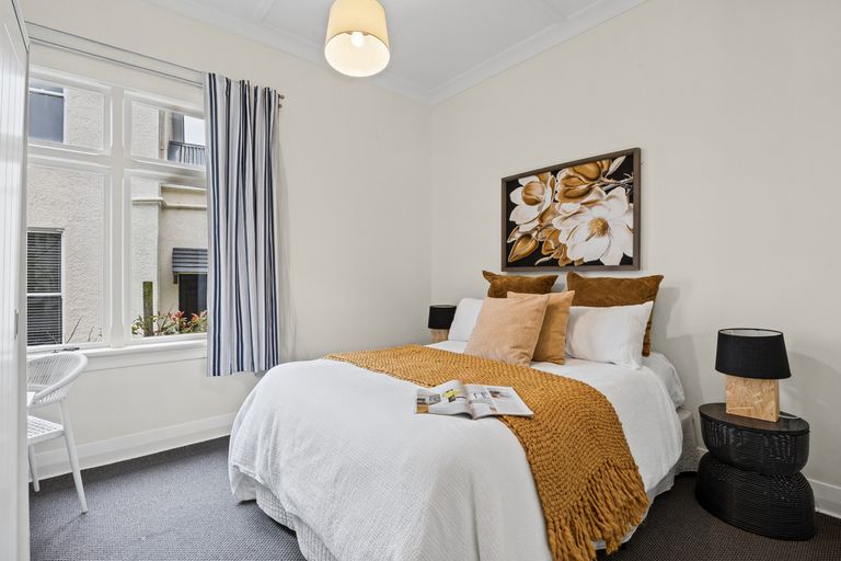 Photo of property in 155 Victoria Road, Saint Clair, Dunedin, 9012