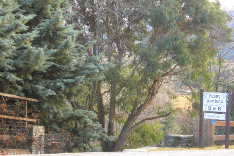 Photo of property in 231 Arrowtn-lke Hayes Road, Lake Hayes, Queenstown, 9371