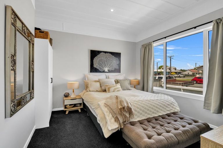 Photo of property in 14 Lowther Street, Whanganui, 4500