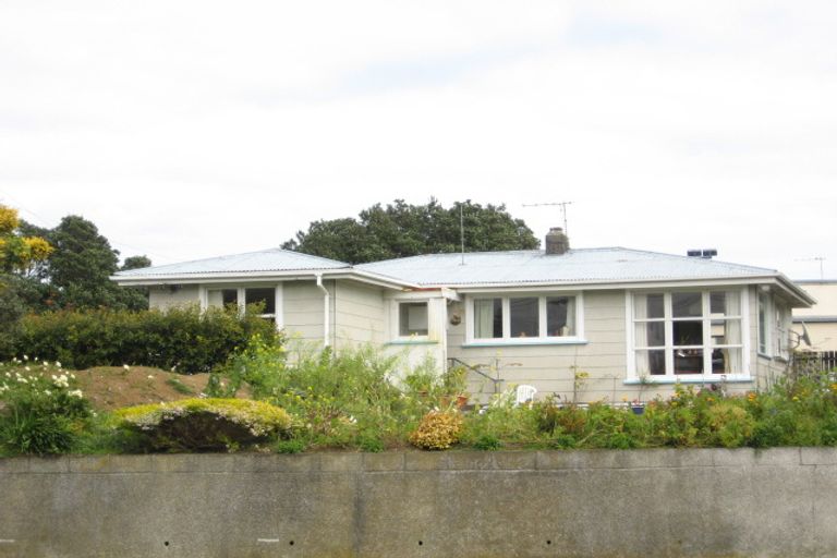 Photo of property in 13 Omata Road, Westown, New Plymouth, 4310