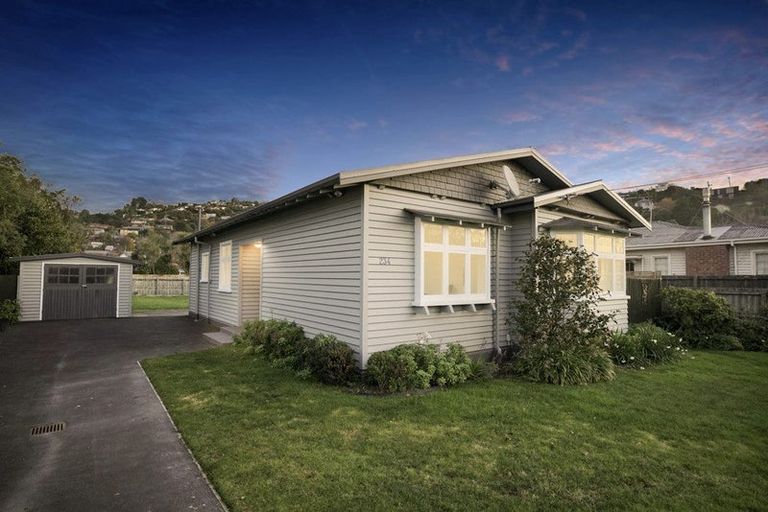 Photo of property in 234 Centaurus Road, Saint Martins, Christchurch, 8022